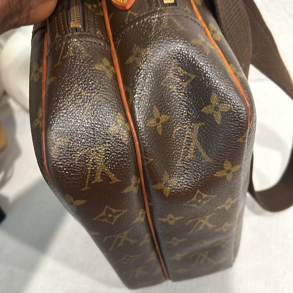 LOUIS VUITTON Monogram Reporter PM Shoulder Bag - Picture 7 of 12